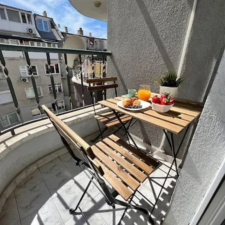Διαμέρισμα Central Cosy, Fully Renovated 2 Bedroom Apart *